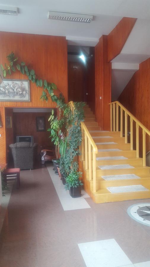 Hotel Satelit Kumanovo Eksteriør bilde
