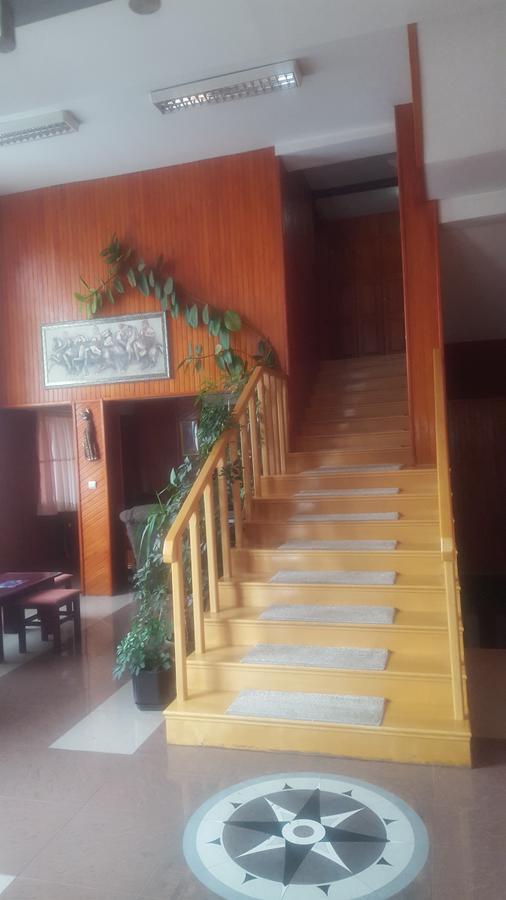 Hotel Satelit Kumanovo Eksteriør bilde