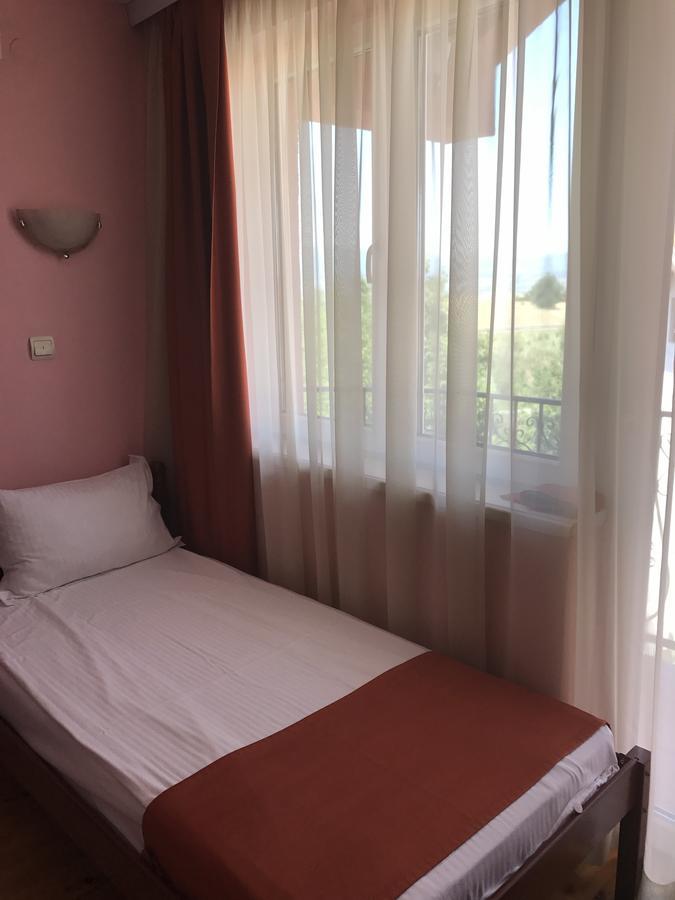 Hotel Satelit Kumanovo Eksteriør bilde