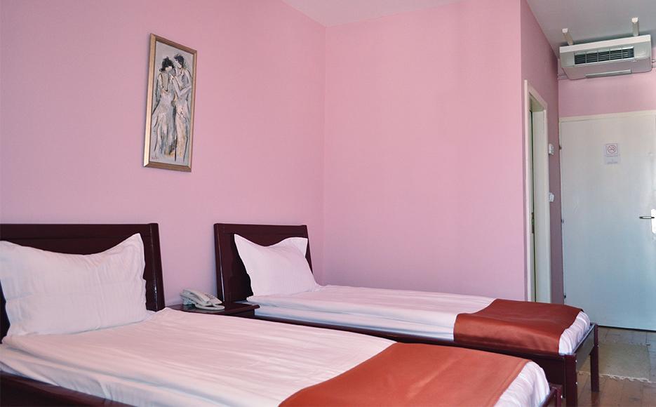 Hotel Satelit Kumanovo Eksteriør bilde
